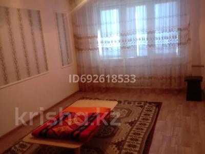 2-комнатная квартира, 43 м², 5/5 этаж, ул. Молдагулова 35 за 3 млн 〒 в Каратау