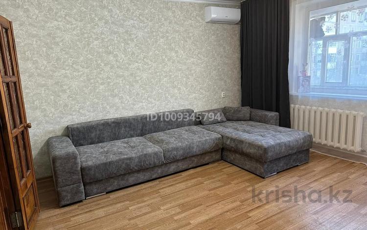 1-бөлмелі пәтер · 41 м² · 5/5 қабат, мкр Юго-Восток, Мкр Степной 3 1 — Супермаркет Корзина, Норма, Альтер, бағасы: 17 млн ₸ в Караганде, Казыбек би р-н — фото 4