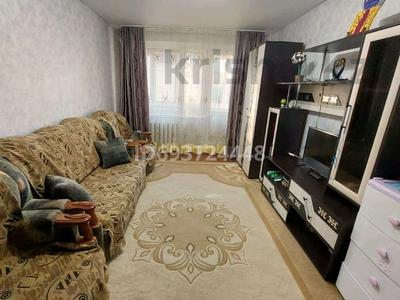 1-комнатная квартира, 31.5 м², 5/5 этаж, Ларина 1 за 11.5 млн 〒 в Уральске