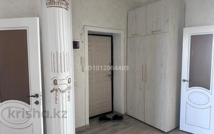 3-бөлмелі пәтер · 105 м² · 4/5 қабат, Потанина 19, бағасы: 250 000 〒 в Кокшетау — фото 2