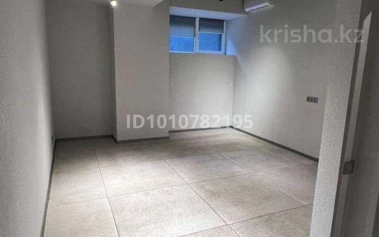 Свободное назначение, офисы, магазины и бутики, общепит · 1200 м² за 3 млн ₸ в Шымкенте, Аль-Фарабийский р-н — фото 2