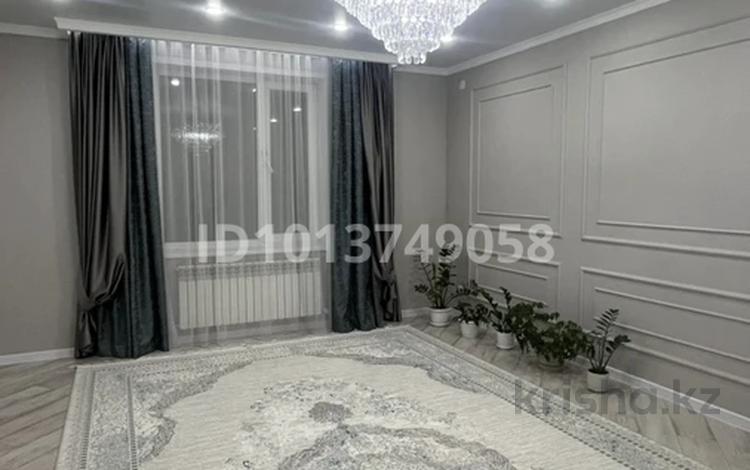 3-комнатная квартира · 110 м² · 6/6 этаж, мкр Астана 44 за 47 млн ₸ в Уральске — фото 2