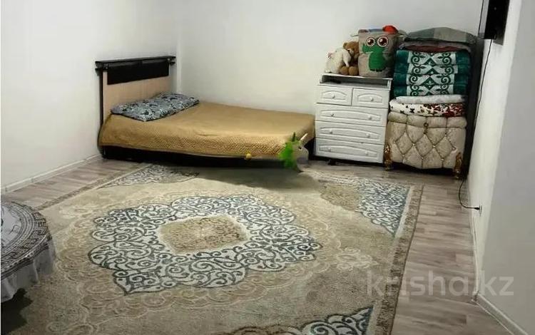 1-комнатная квартира · 42 м² · 16/24 этаж, мкр Юго-Восток, Микрорайон Байкена Ашимова 26/2 за 15.3 млн ₸ в Караганде, Казыбек би р-н — фото 2
