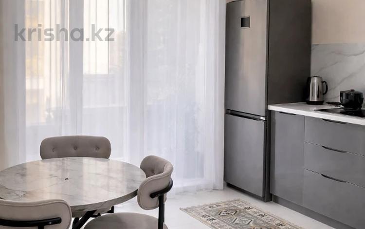 1-комнатная квартира · 45 м² · 3/12 этаж, мкр Нурсат, К. Толеметова 64//2 за 250 000 ₸ в Шымкенте, Каратауский р-н — фото 2