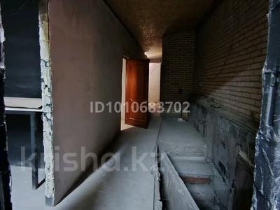 Үйдің бір бөлігі · 7 бөлме · 100 м² · 6 жүзд., мкр Шубар, Жанатай Шарденова 1 — Алимхана Ермекова, бағасы: 500 000 ₸ в Астане, Есильский р-н