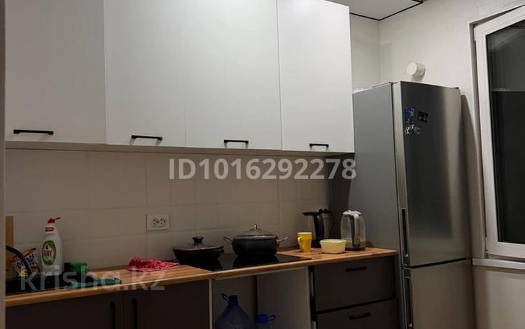 1-комнатная квартира · 45 м² · 2/6 этаж, мкр 8 4 за 69 000 ₸ в Актобе — фото 2