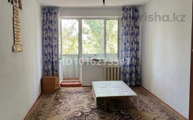 2-комнатная квартира · 50 м² · 5/5 этаж, мкр Самал 22 — Ост.Сейфулина за 90 000 ₸ в Таразе — фото 2