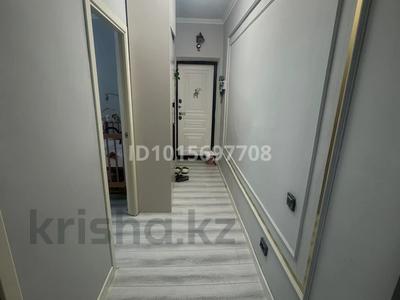 2-бөлмелі пәтер · 57 м² · 5/5 қабат, Асар ш/а 10 — Сымбат магазин қасы, бағасы: 28 млн ₸ в Шымкенте, Абайский р-н