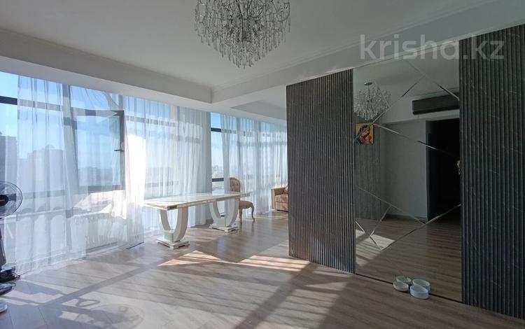 3-комнатная квартира · 93.5 м² · 11/13 этаж, Ади Шарипова 145 за 103 млн ₸ в Алматы, Алмалинский р-н — фото 14