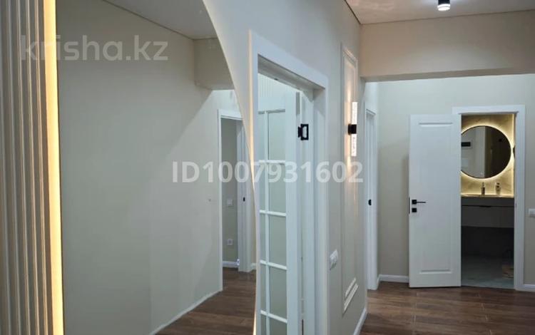 2-комнатная квартира · 68.4 м² · 2/9 этаж, мкр Нурсая, Елорда 6/8 — NIS, BINOM, QSI International School of Atyrau, Детские сады за 37.2 млн ₸ в Атырау — фото 2