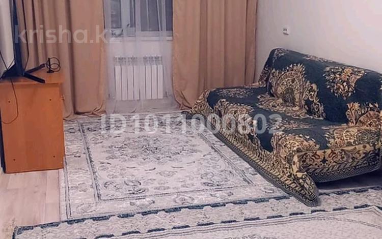 3-бөлмелі пәтер · 70 м² · 1/1 қабат, 11 15/5 — Рядом Арены, бағасы: 130 000 ₸ в Туркестане — фото 2