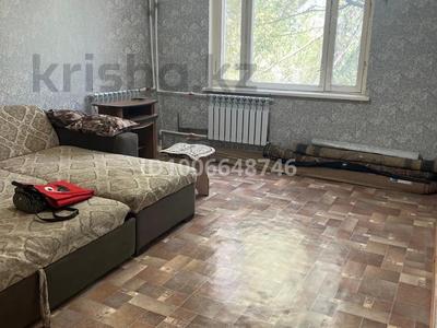 1-бөлмелі пәтер · 37 м² · 4/5 қабат, мкр Мынбулак 52а — Касында ост.Молочный, ТД Айрылмас, Кайкармет базар, 2 мектеп, садик, бағасы: 9.5 млн 〒 в Таразе