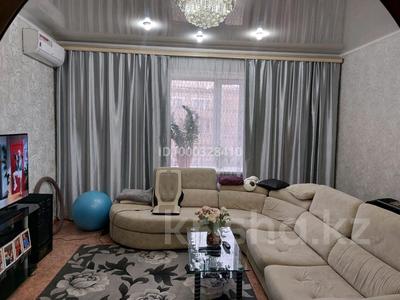 3-бөлмелі пәтер · 80 м² · 2/2 қабат, М Бейсембаева 14 — Физкультурная, бағасы: 15 млн 〒 в Семее