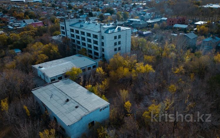 Еркін · 5105 м², бағасы: 4 млн ₸ в Караганде, Алихана Бокейханова р-н — фото 2