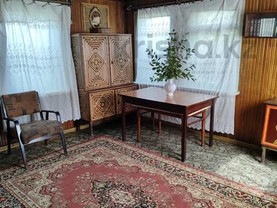 Отдельный дом · 3 комнаты · 72 м² · 4.35 сот., Мкр Новый город — Ориентир ул.Гоголя // остановка Кондитерская фабрика за 18.5 млн ₸ в Караганде, Казыбек би р-н