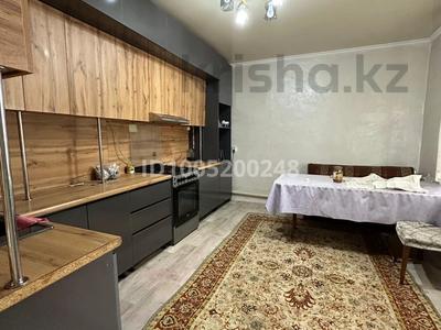 Жеке үй · 5 бөлме · 100 м² · 80 жүзд., Бейбитшилик, бағасы: 28 млн ₸ в Талдыкоргане