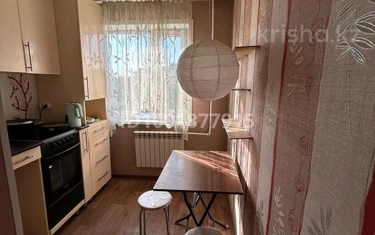 2-комнатная квартира · 49 м² · 4/5 этаж, Ленинградская 75 — Центр за ~ 8.2 млн ₸ в Шахтинске — фото 2