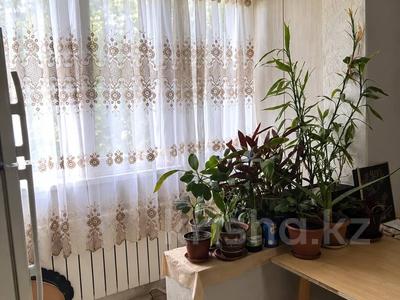 2-бөлмелі пәтер · 42.8 м² · 3/4 қабат, Валиханова 22 — Маметовой, бағасы: 32 млн ₸ в Алматы, Медеуский р-н
