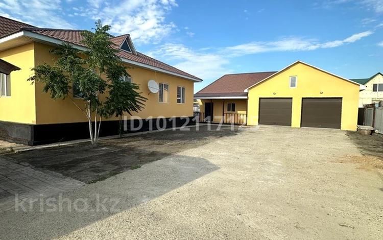 Жеке үй · 5 бөлме · 204 м² · 9.34 жүзд., Жұлдыз ш/а., Мукали-батыра 26, бағасы: 38 млн ₸ в Атырау, мкр Жулдыз — фото 18