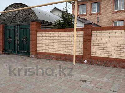 Жеке үй · 5 бөлме · 300 м² · 10 сот., Северный 1111, бағасы: 155 млн 〒 в 