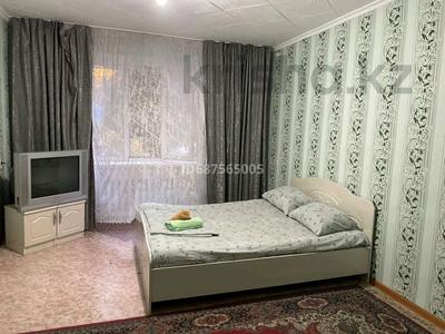 1-комнатная квартира, 32 м², 1/5 этаж посуточно, Алдабергенова 86а — Алдабергенова/Кабанбай батыр за 6 000 〒 в Талдыкоргане