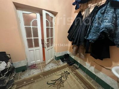 Отдельный дом · 5 комнат · 169 м² · 10 сот., Накипов 129 — Орентир комунизм. Жаңа қала жақ, жанымызда үлкен жол бар за 28 млн ₸ в Туркестане