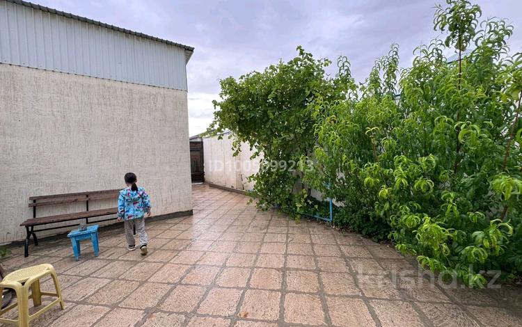 5-бөлмелі пәтер · 230 м² · 1/2 қабат, 4 мкр, бағасы: 52 млн ₸ в Жанаозен — фото 2