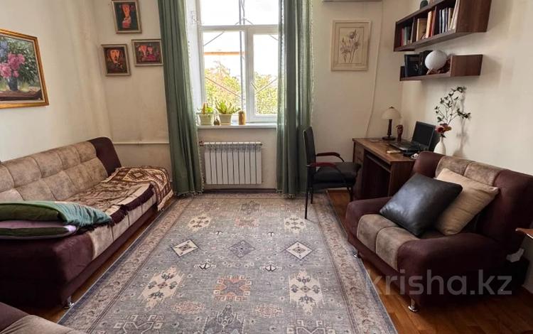 3-бөлмелі пәтер · 76.5 м² · 3/3 қабат, Назарбаева, бағасы: 60.5 млн ₸ в Алматы, Алмалинский р-н — фото 7