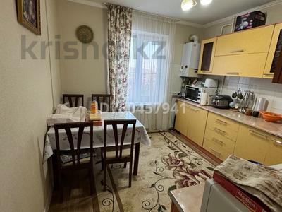 3-комнатная квартира · 67 м² · 4/5 этаж, Шахабеддина — Строительный магазин Ақжол за ~ 20 млн ₸ в Аксукенте