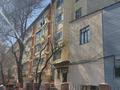 1-комнатная квартира, 36 м², 4/5 этаж, Мкр. Алатау 8 за 10 млн 〒 в Таразе