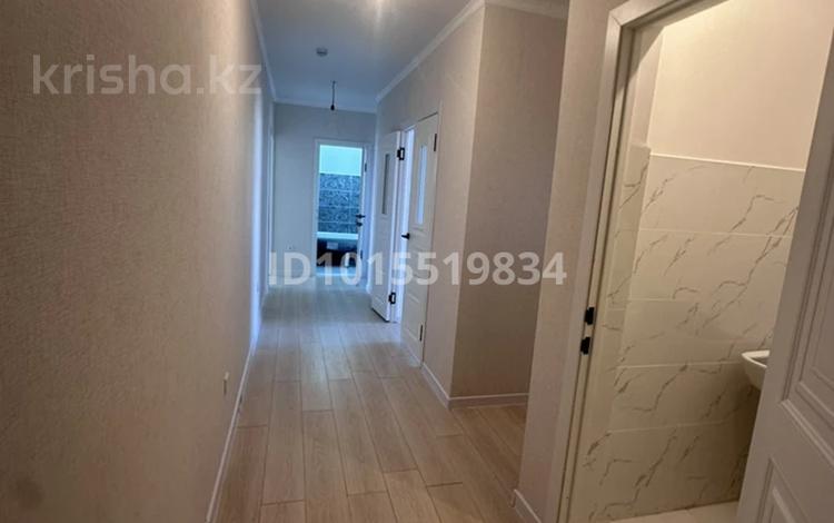 3-бөлмелі пәтер · 72 м² · 4/5 қабат, Бозарық ш/а 687/23, бағасы: 120 000 ₸ в Шымкенте, Абайский р-н — фото 2