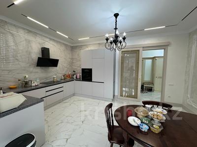 5-комнатная квартира · 215.6 м² · 5/5 этаж, мкр. Алтын орда 22ек1 за 89 млн 〒 в Актобе