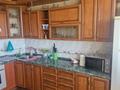 3-комнатная квартира · 75 м² · 9/9 этаж, мкр Аксай-4 6 за 300 000 ₸ в Алматы, Ауэзовский р-н