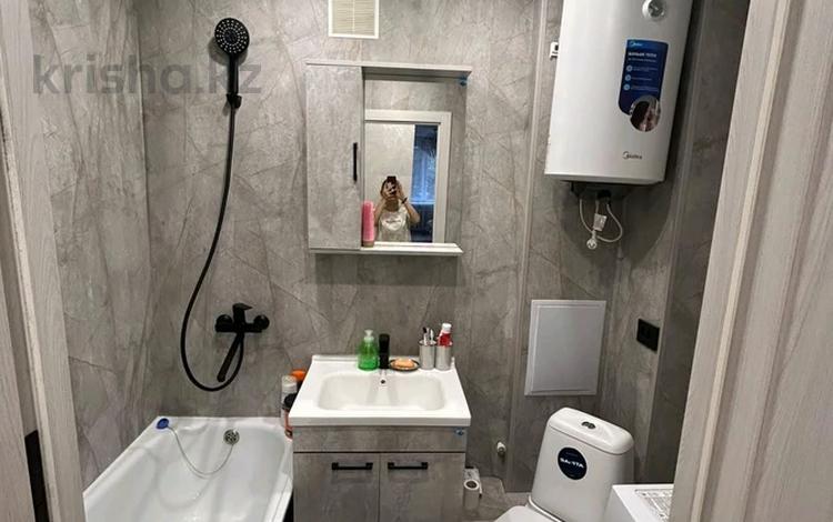 3-бөлмелі пәтер · 50 м² · 3/5 қабат, Кеншілер 25 — Рядом базар Нарык, бағасы: 18 млн ₸ в Экибастузе — фото 2