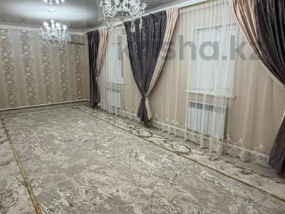 Отдельный дом · 3 комнаты · 106 м² · 8 сот., мкр Аксай-2, Аксай 4 за 22 млн ₸ в Атырау