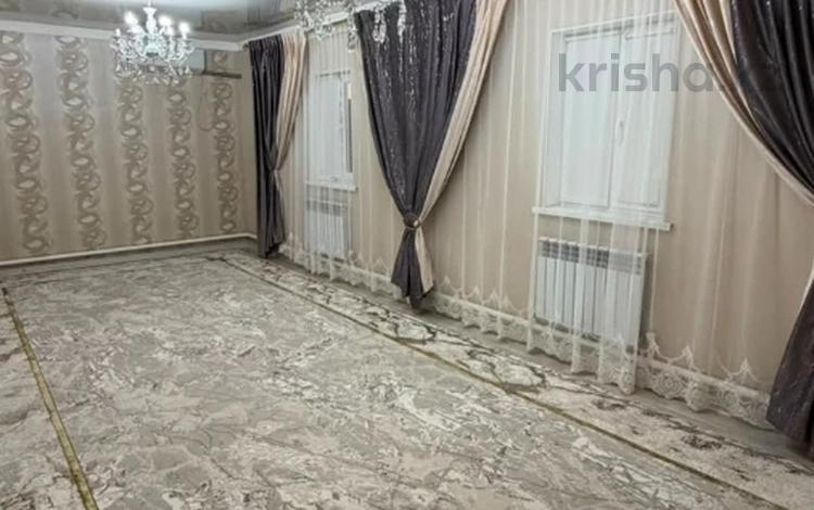 Отдельный дом · 3 комнаты · 106 м² · 8 сот., мкр Аксай-2, Аксай 4 за 22 млн ₸ в Атырау — фото 7