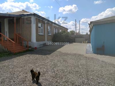 Отдельный дом · 4 комнаты · 92 м² · 9 сот., Богембая 97/2 — Район 1ой школы за 20 млн 〒 в Акколе