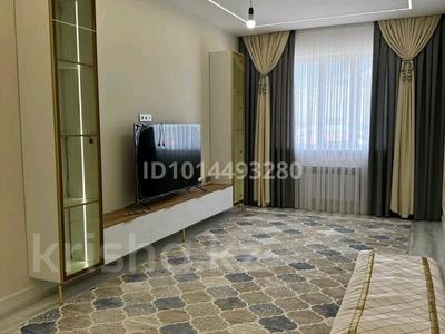 2-бөлмелі пәтер · 71 м² · 4/4 қабат, Сарықамыс-2 ш/а.., Жарык 14, бағасы: 25 млн ₸ в Атырау, мкр Сарыкамыс-2
