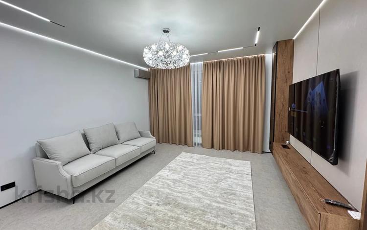 2-комнатная квартира · 75 м², Туркестан 28a за 500 000 ₸ в Астане, Есильский р-н — фото 2