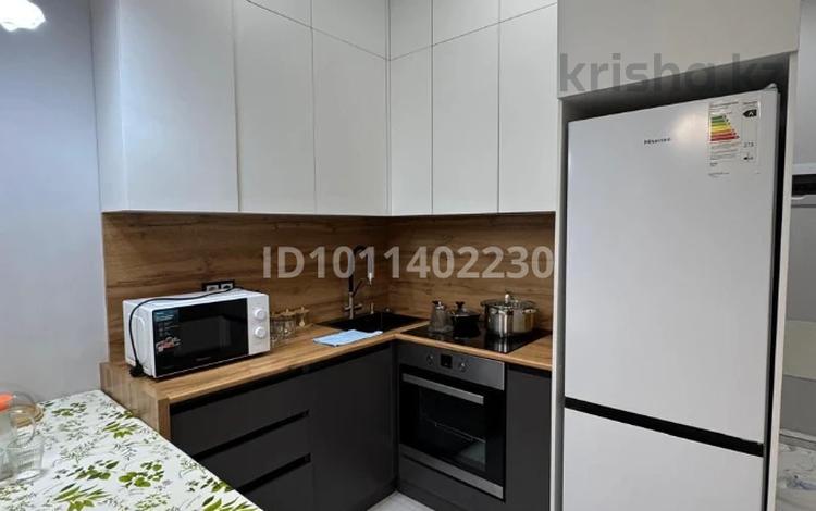 2-комнатная квартира · 40 м² · 6/9 этаж, Кайыма Мухамедханова 6А за 270 000 ₸ в Астане, Нура р-н — фото 2