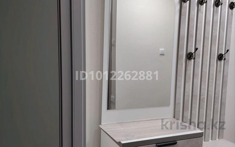 1-комнатная квартира · 33 м², ул. Алихана Бокейханова 7А за 16 000 ₸ в Балхаше — фото 2
