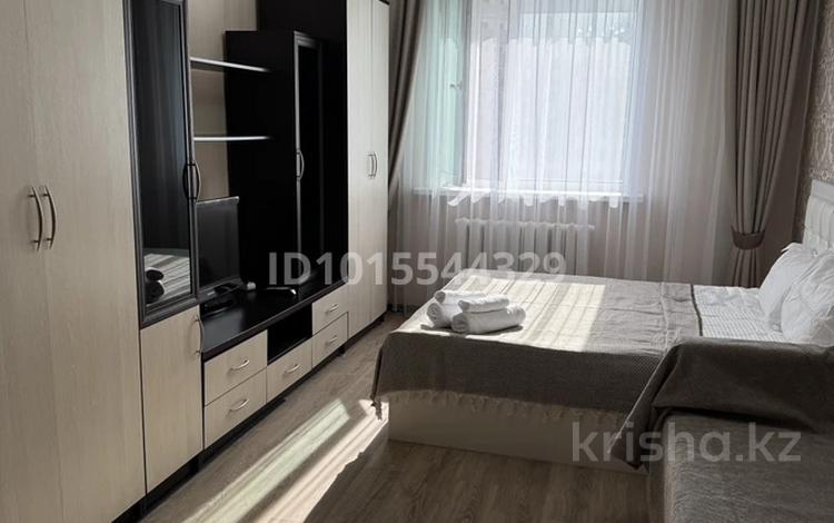 1-комнатная квартира · 40 м² · 8/12 этаж, Кабанбай батыра 42 — Алматы за 250 000 ₸ в Астане, Есильский р-н — фото 2