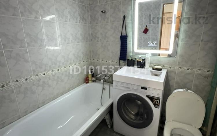 1-комнатная квартира · 37 м², мкр Шанхай, Зангар 59/1 за 120 000 ₸ в Актобе — фото 2