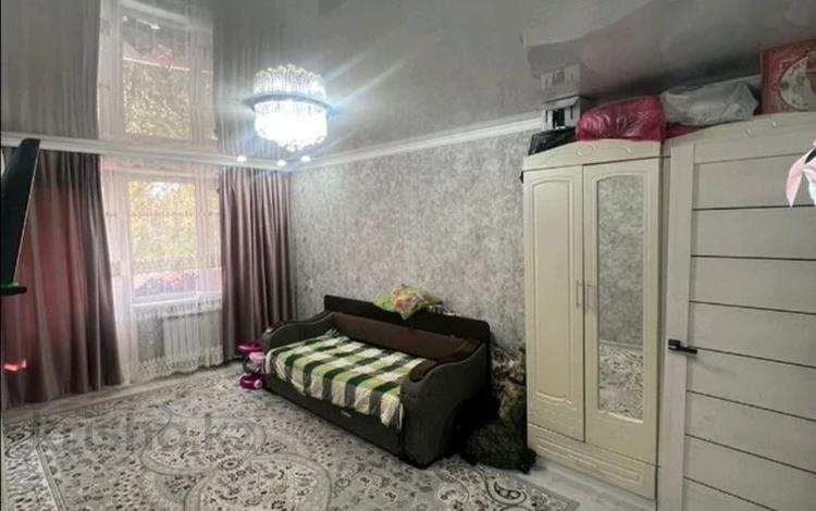 2-комнатная квартира, 46 м², 3/5 этаж, Мынбулак за 14 млн 〒 в Таразе — фото 2