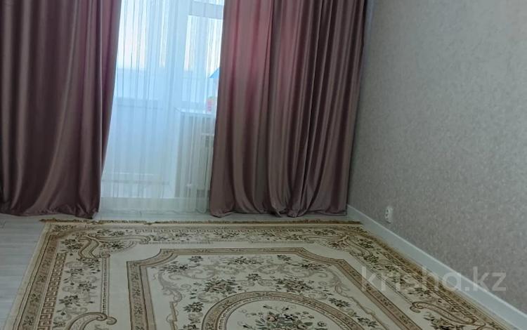 3-комнатная квартира, 104 м², 4/5 этаж, мкр. Алтын орда за 30 млн 〒 в Актобе, мкр. Алтын орда — фото 2