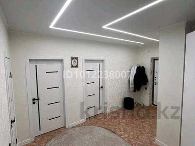 2-бөлмелі пәтер · 71 м² · 2/5 қабат, 10-й мкр. 28, бағасы: 26 млн ₸ в Западно-Казахстанской обл.