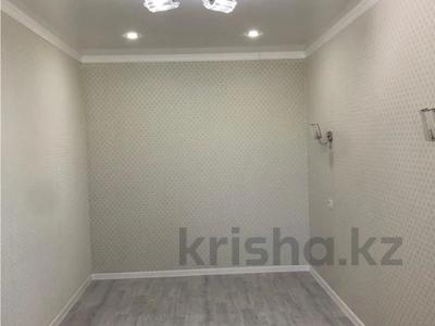 2-бөлмелі пәтер · 46 м² · 4/5 қабат, 13-шағынаудан, бағасы: 9 млн ₸ в Караганде, Алихана Бокейханова р-н