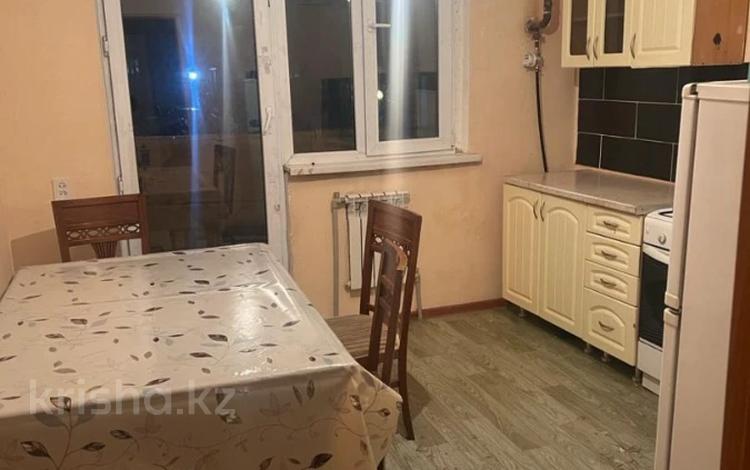 2-бөлмелі пәтер, 56 м², 5/10 қабат, мкр Шугыла, Жунисова, бағасы: 23.5 млн 〒 в Алматы, Наурызбайский р-н — фото 4