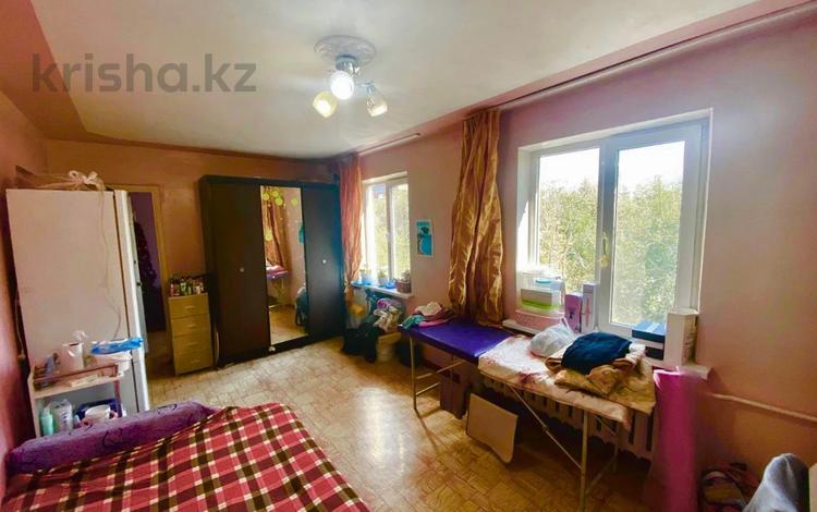 3-комнатная квартира · 58 м² · 5/5 этаж, мкр №10 А 5А — ГИМНАЗИЯ "1" за ~ 31 млн ₸ в Алматы, Ауэзовский р-н — фото 5