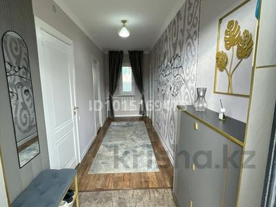Жеке үй · 2 бөлме · 100 м² · 13 жүзд., Өркен ш/а., 45 419б, бағасы: 30 млн ₸ в Атырау, мкр Оркен